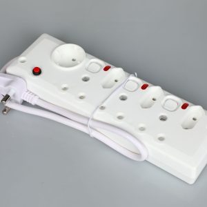 Ausma 7-Way Multi-Plug with 3 Switches