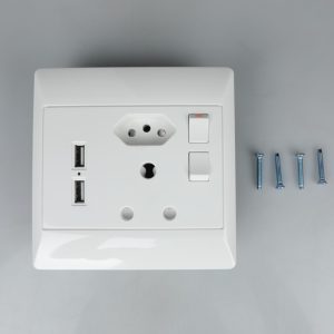Redisson USB Plug Adapter for Wall Outlet
